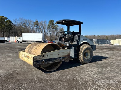 2003 Ingersoll Rand SD122DX Smooth Drum Compactor
