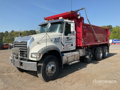 2014 Mack GU713 Granite 8x4 4-Achs Kipper-Lkw