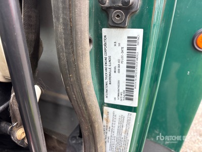 2007 International 4300 4x2 Camion de servicios