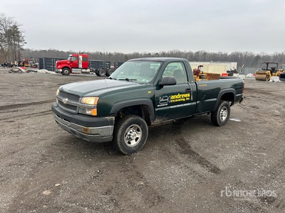 2004 Chevrolet Silverado 2500HD 4x2 Pickup