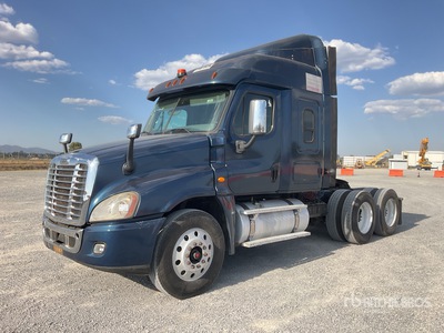 2018 Freightliner Cascadia 125 6x4 Tractocamion con Dormitorio / T/A Sleeper Truck Tractor