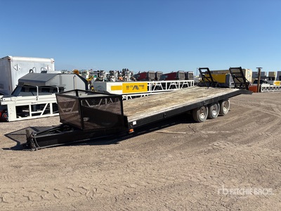 1997 24 ft Tri/A Equipment Trailer