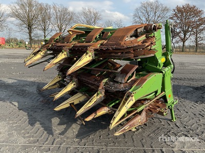 2013 Krone Easy Collect 903 12 Row Cabezal de cosechadora de forraje