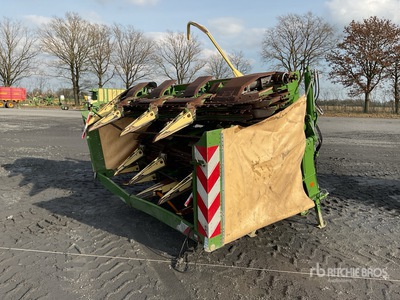 2015 Krone EasyCollect 903 12 Row Cabezal de cosechadora de forraje