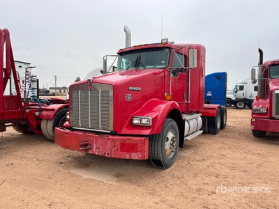 2011 Kenworth T800 6x4 Cabina con cuccetta per trattore stradale (Inoperable)