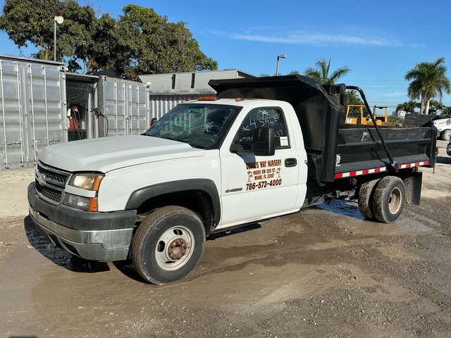 2006 Chevrolet Silverado 3500HD 4x2 Dump Truck 2006 Chevrolet Silverado 3500HD 4x2 Dump Truck