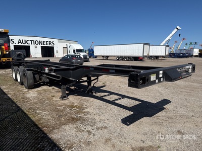 2023 Puma 30 ft Tri/A Container Trailer