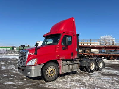 2012 Freightliner Cascadia T/A Day Cab Truck Tractor
