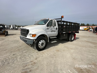 2001 Ford F-650 XL 4x2 Platte vrachtwagen