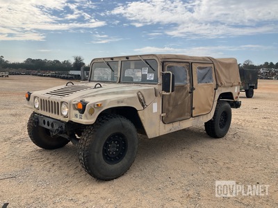 2008 AM General M1097A1 HMMWV 4 Door Soft Top w/Truck Body