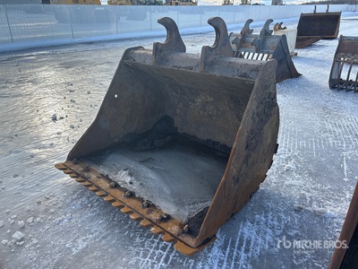 WBM 64 in Q/C Cleanup Excavator Bucket