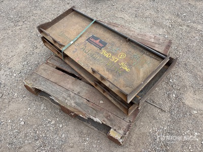 Quantity of (4) Landhonor Skid Steer Attachment Mounting Plate (Unused)