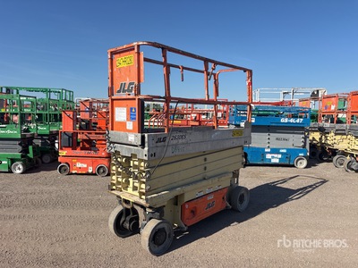 2015 JLG 2630ES Electric シザーリフト