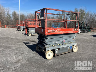 2015 Skyjack SJIII 4632 Electric Scissor Lift