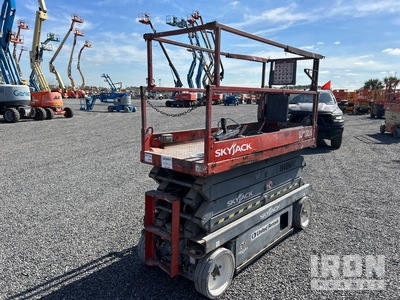 2015 Skyjack SJIII 3226 Electric Scissor Lift
