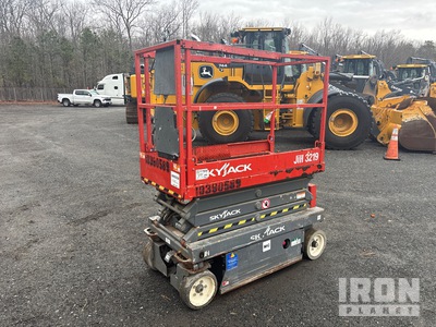 2015 Skyjack SJIII 3219 Electric Scissor Lift