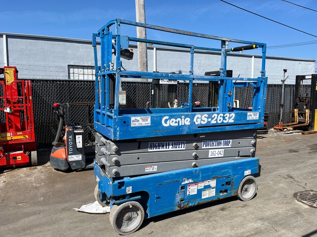 Genie GS-2632 Electric Scissor Lift