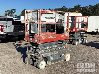 2015 Skyjack SJIII 3219 Electric Scissor Lift
