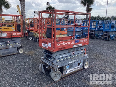 2015 Skyjack SJIII 3219 Electric Scissor Lift