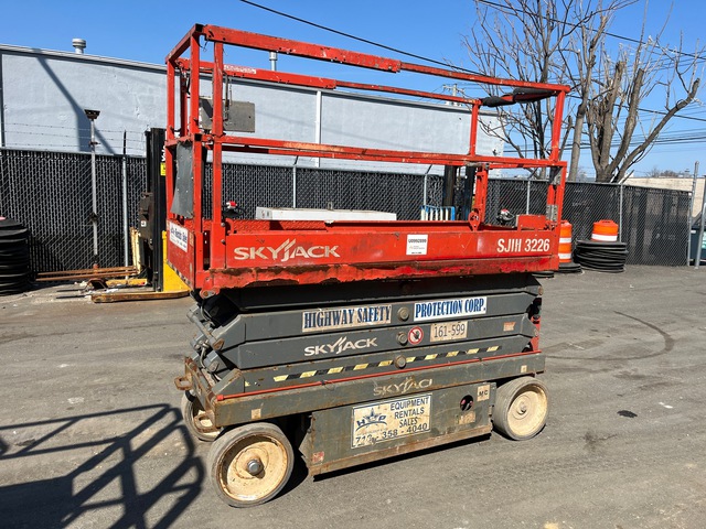 2018 Skyjack SJIII3226 Electric Scissor Lift