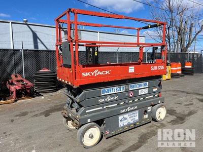 2018 Skyjack SJIII3226 Electric Scissor Lift