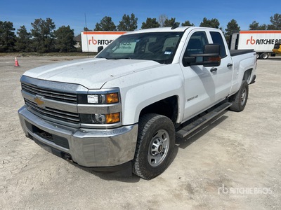 2018 Chevrolet Silverado 2500HD 4x4 Extended Cab Pickup