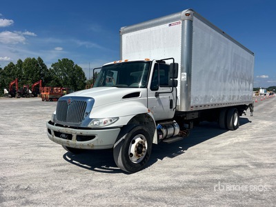 2019 International 4300 4x2 Furgonetka