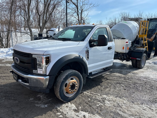 2018 Ford F-550 4x2 XL Mixer Truck