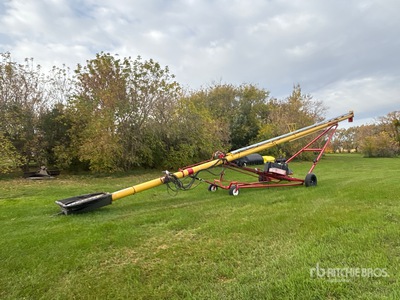 2017 Westfield STX08-51 8 in x 51 ft Grain Auger