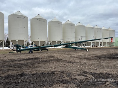 2012 NuVision 5395 GrainMax 13 in x 95 ft Swing Getreideschnecke