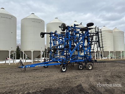 2012 New Holland ST830 60 ft Grubber
