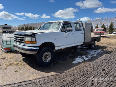 1992 Ford F-350 4x4 Crew Cab Pritsche-Lkw (Inoperable)