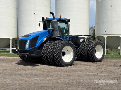 2015 New Holland T9.700 HD Articulated 4WD Tractor