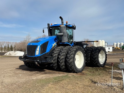 2015 New Holland T9.700 HD Articulated 4WD Tractor