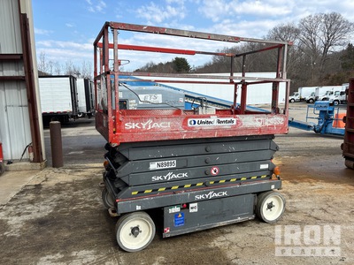 2015 Skyjack SJIII 4632 Electric Scissor Lift