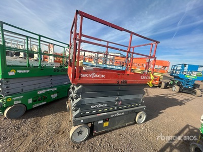 2016 Skyjack SJ4740 Electric Scissor Lift
