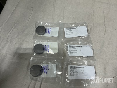 (813) Deutz AG 0117 9635 Expansion Plugs