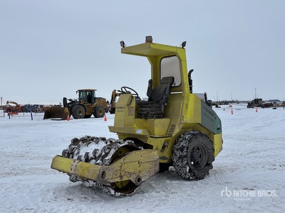 2006 Multiquip RamMax Padfoot Drum Compactor