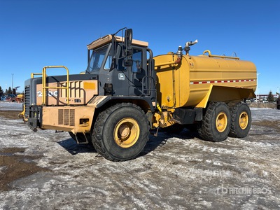 John Deere Water Wagon
