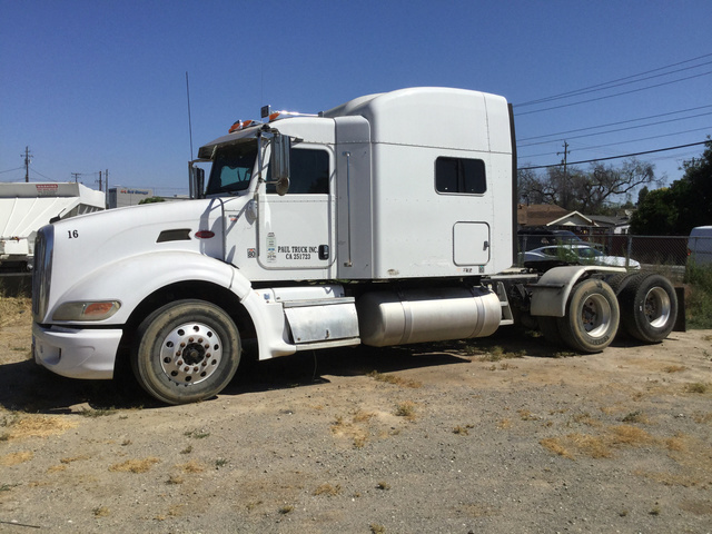 2008 Peterbilt 386 T/A Sleeper Truck Tractor