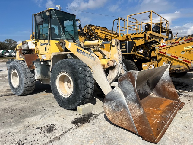 2005 Komatsu WA320-5 Wheel Loader (Inoperable)