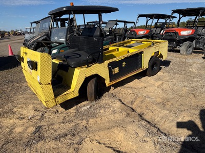 2011 Cushman TITAN 410 Utility Cart