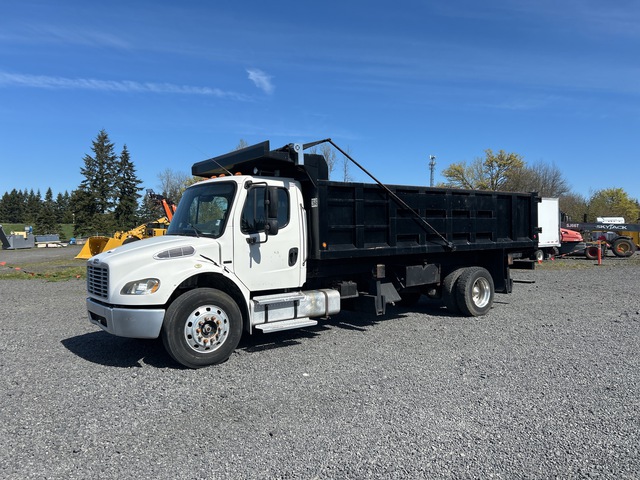 2004 Freightliner M2 106 4x2 S/A Dump Truck