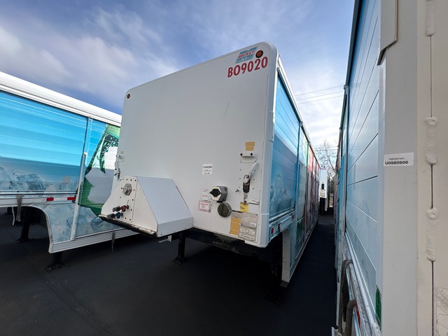 2010 Mickey 12 Bay Beverage Trailer