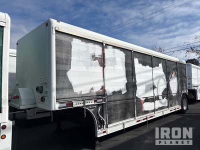 2004 Hackney 12 Bay S/A Beverage Trailer