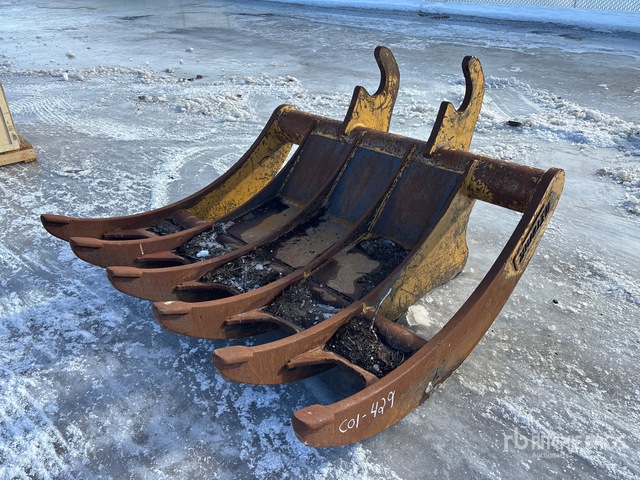 Brandt 72 in Q/C Excavator Rake | Ritchie Bros. Auctioneers