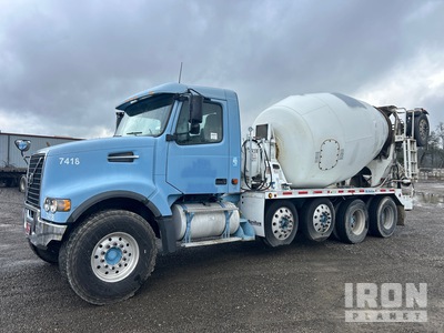 2007 Volvo VHD104F 12x4 Mixer Truck