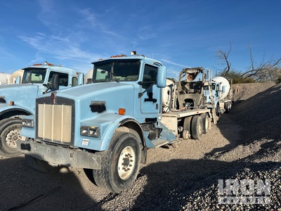 2004 Kenworth W900B Mixer Truck (Inoperable)