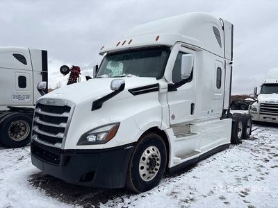 2023 Freightliner Cascadia 126 6x4 T/A Sleeper Truck Tractor