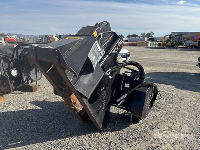 Skid Steer asphalt cutter Rock Saw